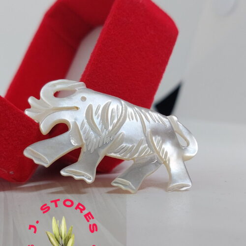 Mother of pearl handmade brooch elephant