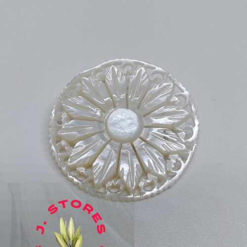 Mother of pearl handmade brooch flower round onimanted bevel petals